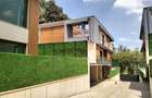 5 Bed Townhouse with En Suite in Lavington - 1