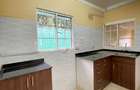 5 Bed Townhouse with En Suite in Rosslyn - 4