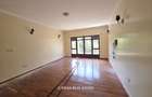 5 Bed House with Garden in Runda - 7