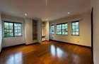 5 Bed House with En Suite in Rosslyn - 6