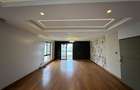 3 Bed Apartment with En Suite at Lavington - 8