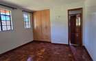 4 Bed House with En Suite at Acacia Drive - 17