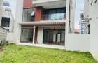 5 Bed Townhouse with En Suite in Lavington - 1