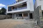 4 Bed Townhouse with En Suite in Kiambu Road - 2