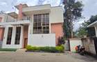 5 Bed Townhouse with En Suite at Lavington Green - 1