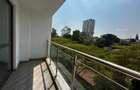 2 Bed Apartment with En Suite at Riverside Drive - 12