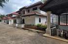 4 Bed Townhouse with En Suite at Riverside Drive - 4