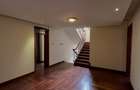 5 Bed Townhouse with En Suite at Convent Drive - 14