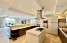 3 Bed Apartment with En Suite at Riverside Drive - 7