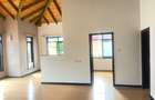 5 Bed Townhouse with En Suite in Lavington - 13
