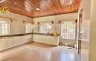 4 Bed Villa with En Suite in Spring Valley - 7