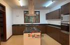 3 Bed Apartment with En Suite at Riverside Drive - 4