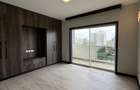 2 Bed Apartment with En Suite in Riverside - 10