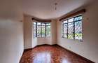 4 Bed Townhouse with En Suite in Lavington - 19