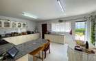 4 Bed House with En Suite in Spring Valley - 3