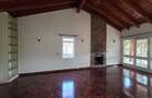 4 Bed House with En Suite in Runda - 13