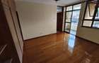 5 Bed Townhouse with En Suite at Lavington Green - 14
