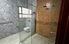 5 Bed Townhouse with En Suite in Westlands Area - 11