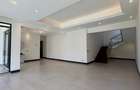 6 Bed Villa with En Suite in Kitisuru - 14