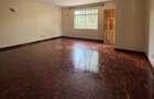 5 Bed Townhouse with En Suite in Lavington - 6