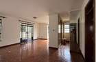 5 Bed Townhouse with En Suite in Lavington - 16