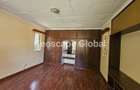 4 Bed House with En Suite in Lavington - 15