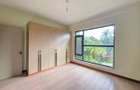 5 Bed Townhouse with En Suite at Off James Gichuru - 9