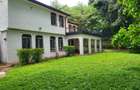 4 Bed House with En Suite at Hill View - 1