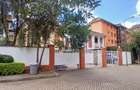 4 Bed Townhouse with En Suite at Gitanga Road - 2