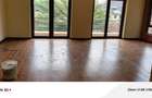 5 Bed Townhouse with En Suite in Lavington - 2