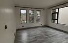 6 Bed Townhouse with En Suite in Lavington - 13
