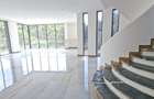 5 Bed Villa with En Suite at Nyari - 19