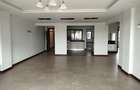 3 Bed Apartment with En Suite at Located In Parklands Few Minutes Drive To Gigiri - 13