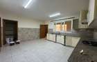 3 Bed Apartment with En Suite in Rhapta Road - 10