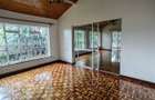 4 Bed Townhouse with Swimming Pool in Riverside - 6