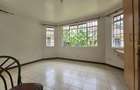 4 Bed House with En Suite in Spring Valley - 6