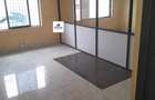11,233 ft² Warehouse with Fibre Internet in Industrial Area - 4