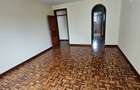 3 Bed Apartment with En Suite at Lavington - 5