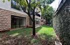 5 Bed Townhouse with En Suite at Convent Drive - 6