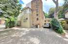 4 Bed Townhouse with En Suite at Lavington Green. - 14