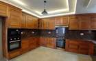 5 Bed Townhouse with En Suite at Lavington Green - 4