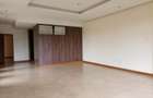 5 Bed House with En Suite in Runda - 9