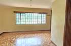 5 Bed Townhouse with En Suite at Mandera Road - 16