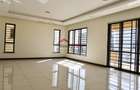 3 Bed Apartment with En Suite in Westlands Area - 1