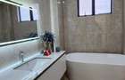 4 Bed Apartment with En Suite in Kilimani - 11