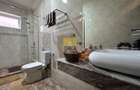 4 Bed Apartment in Parklands - 11