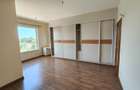 4 Bed Apartment with En Suite at Parklands - 6