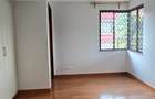 5 Bed Townhouse with En Suite at Off Convent Drive - 11