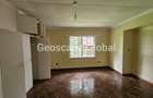 4 Bed House with En Suite in Rosslyn - 5