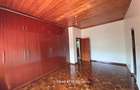 4 Bed House with Garden in Rosslyn - 5